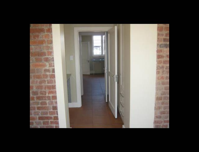 1 BEDROOM APARTMENT TO LET IN POINT WATERFRONT